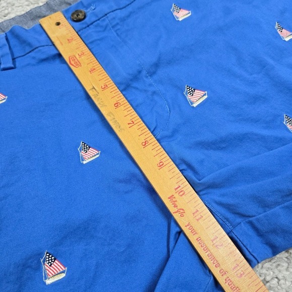 Vineyard Vines Shorts Mens 36 Blue Embroidered Sail Boat American Flag Casual - Picture 11 of 14
